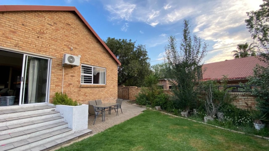 4 Bedroom Property for Sale in Pentagon Park Free State